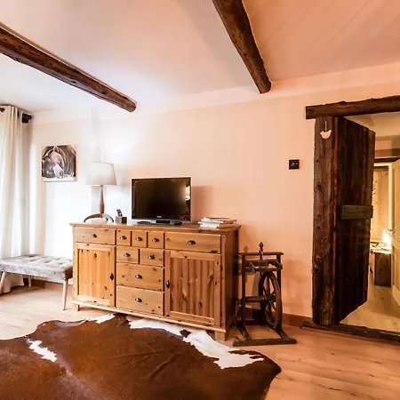 Апартаменты Revivre Village Шампорше